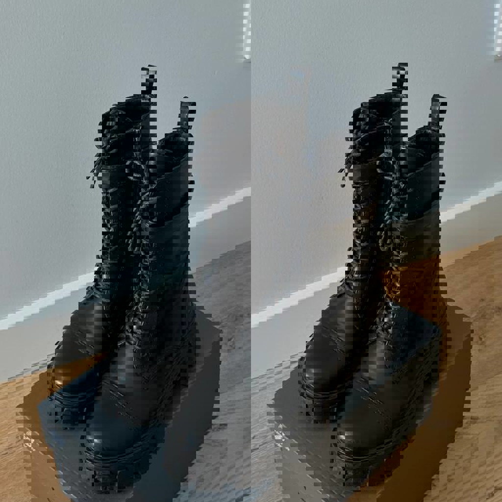 Ботинки женские