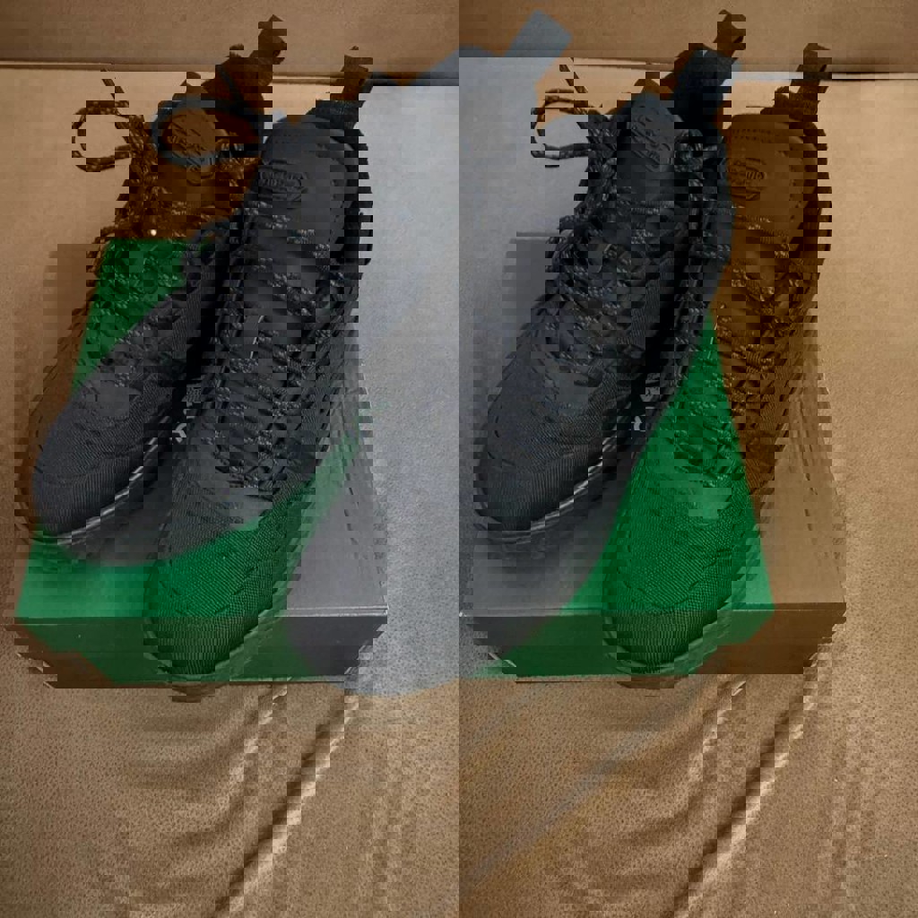 Кроссовки Lacoste