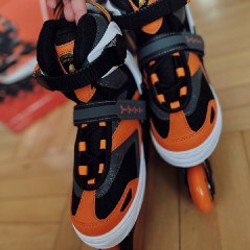 Роликовые коньки с шлемом и наколенниками - фото 2