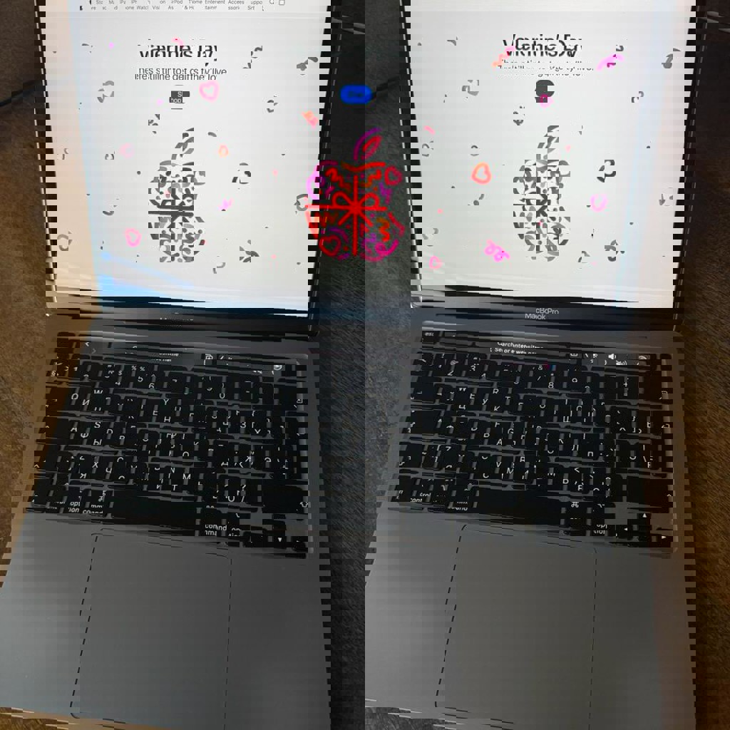 Apple MacBook Pro 13' (2020)