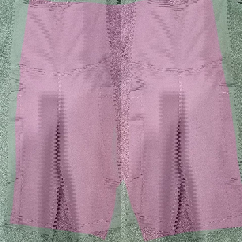 Спортивные шорты