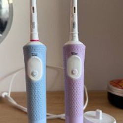 Электрическая зубная щетка - фото 2