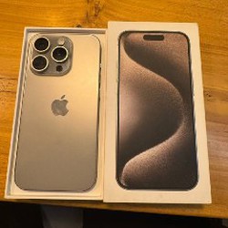 IPhone 15 pro 256gb - фото 2