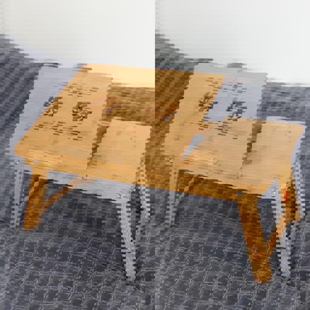 Столик для работы на кровати