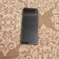 Motorola Razr 2023 - фото 4