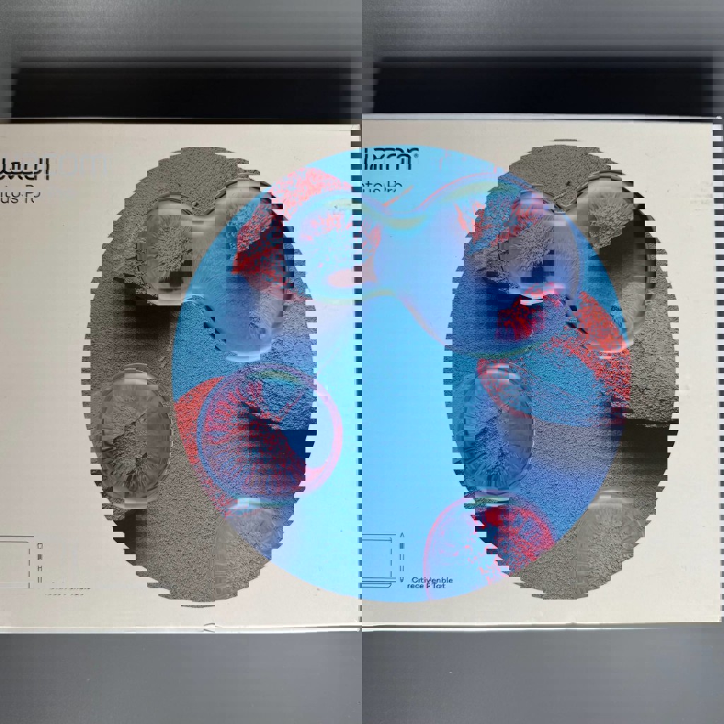 Графический планшет Wacom Intuos Pro S