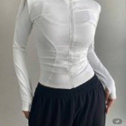 Желтая футболка - фото 4