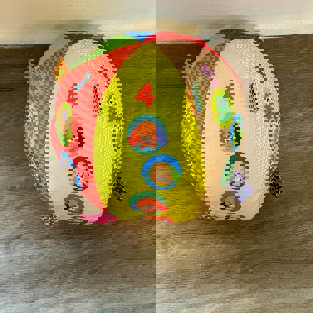 Музыкальный развивающий мяч Chicco