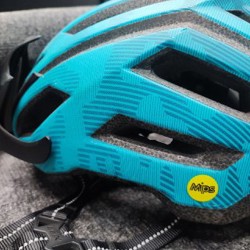 Велошлем Specialized - фото 2