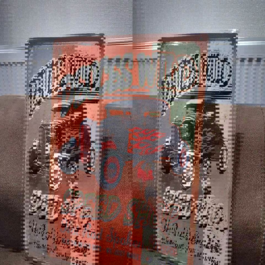 Гаражные ретро постеры