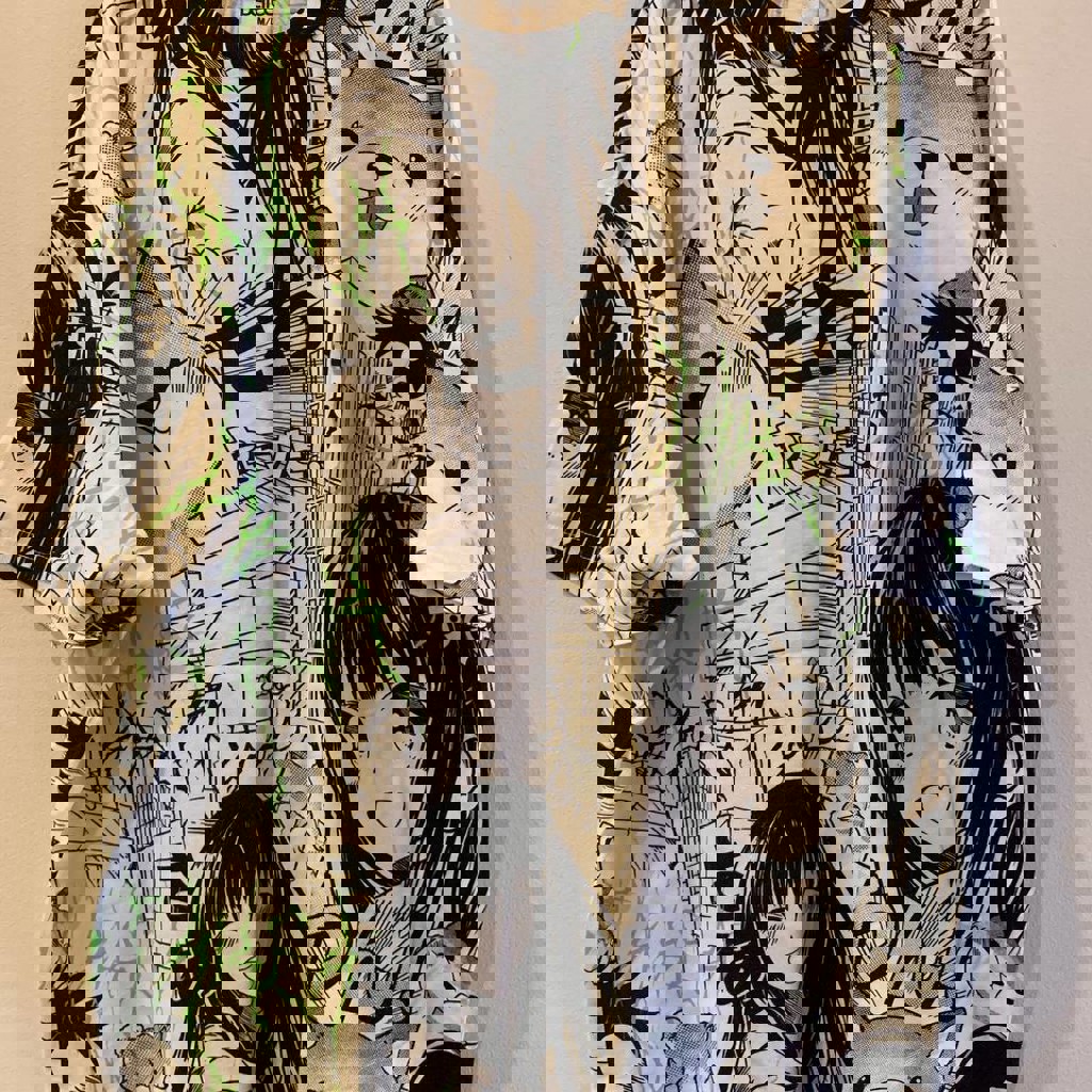 Большая зеленая футболка