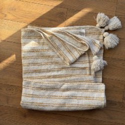 Покрывало с кисточками - фото 1