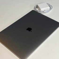 MacBook pro 2018 - фото 1
