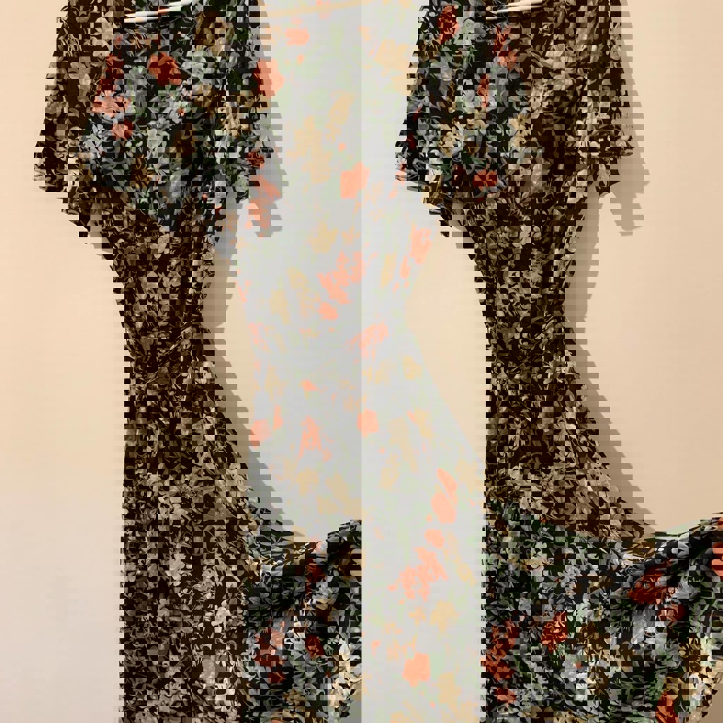 Платье в цветочек