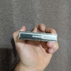 Samsung Galaxy Z Flip 5 - фото 6