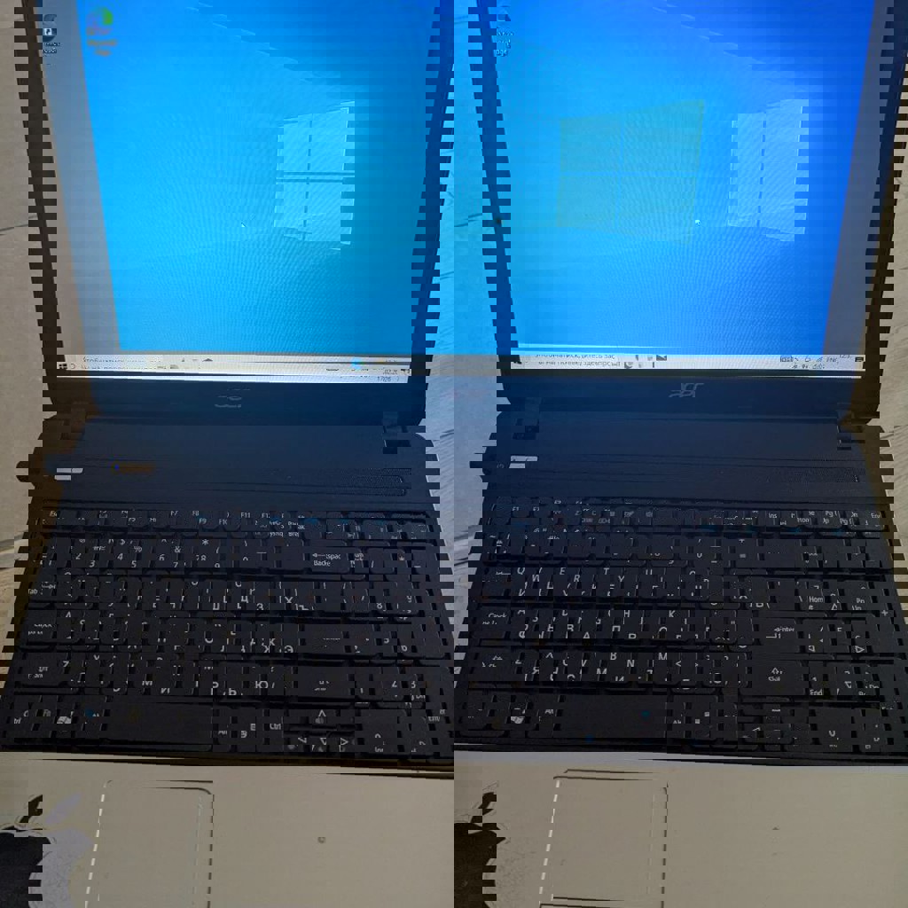 Ноутбук Acer E1-571G