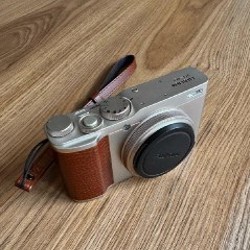 Fujifilm XF10 - фото 2