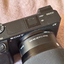 Sigma 56mm 1.4 DCDN - фото 2