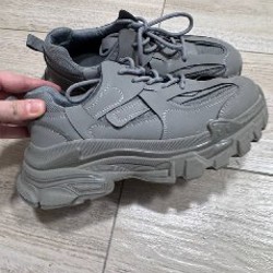 Кожаные кроссовки - фото 2