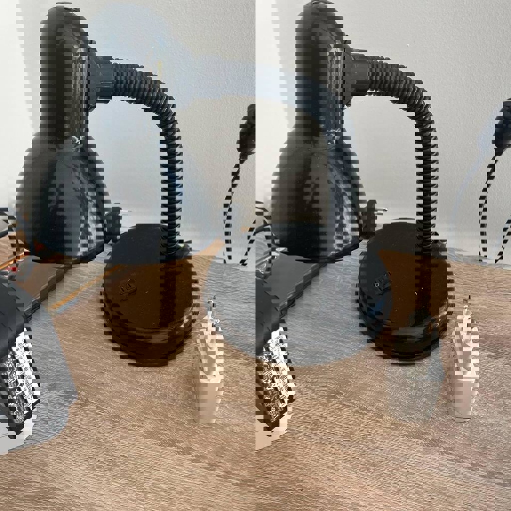 Лампа настольная