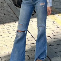 Джинсы клёш светлые летние - фото 1