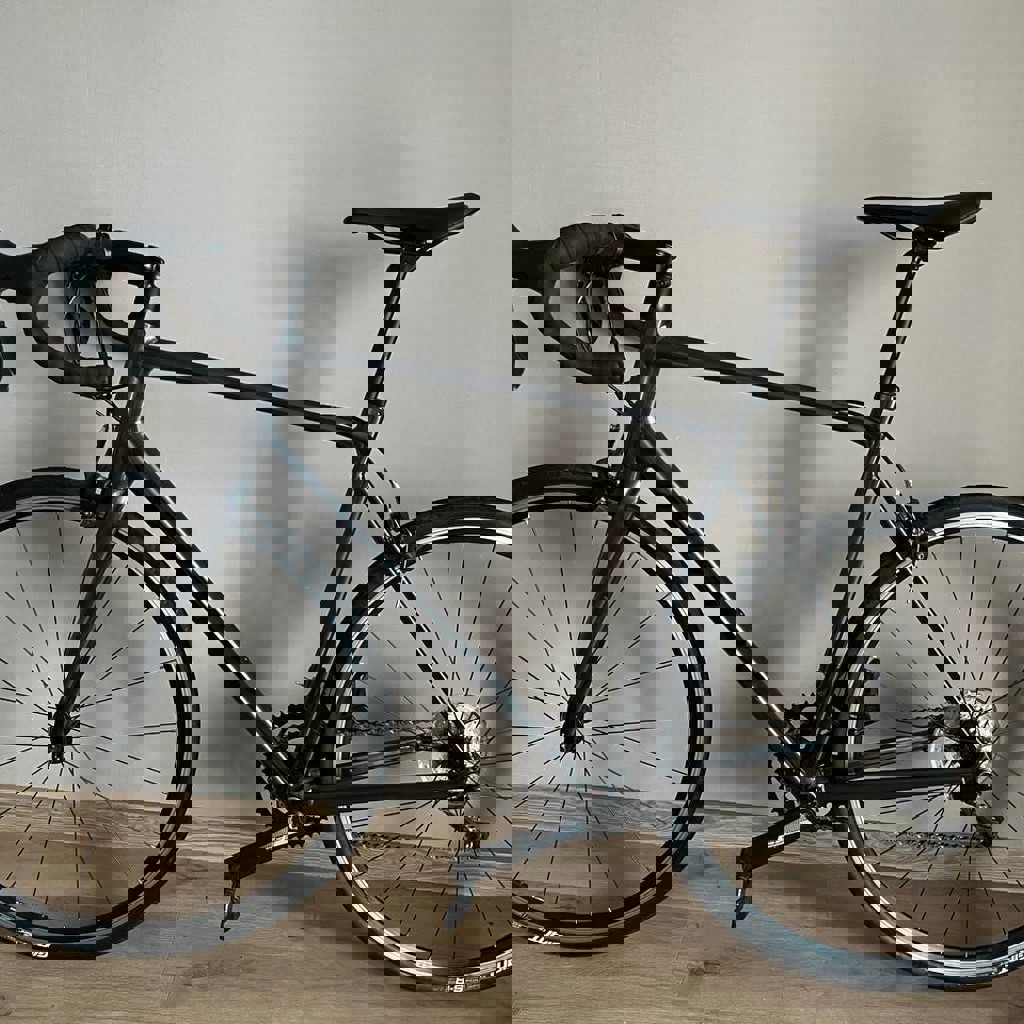 Шоссейный велосипед Giant Contend 2