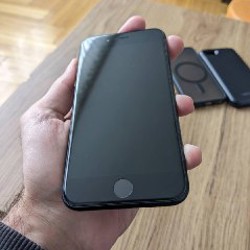 IPhone SE 3gen (2022) - фото 2