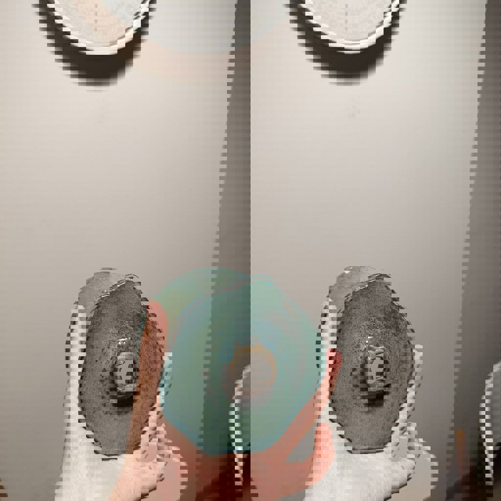 Маленькая бежевая миска