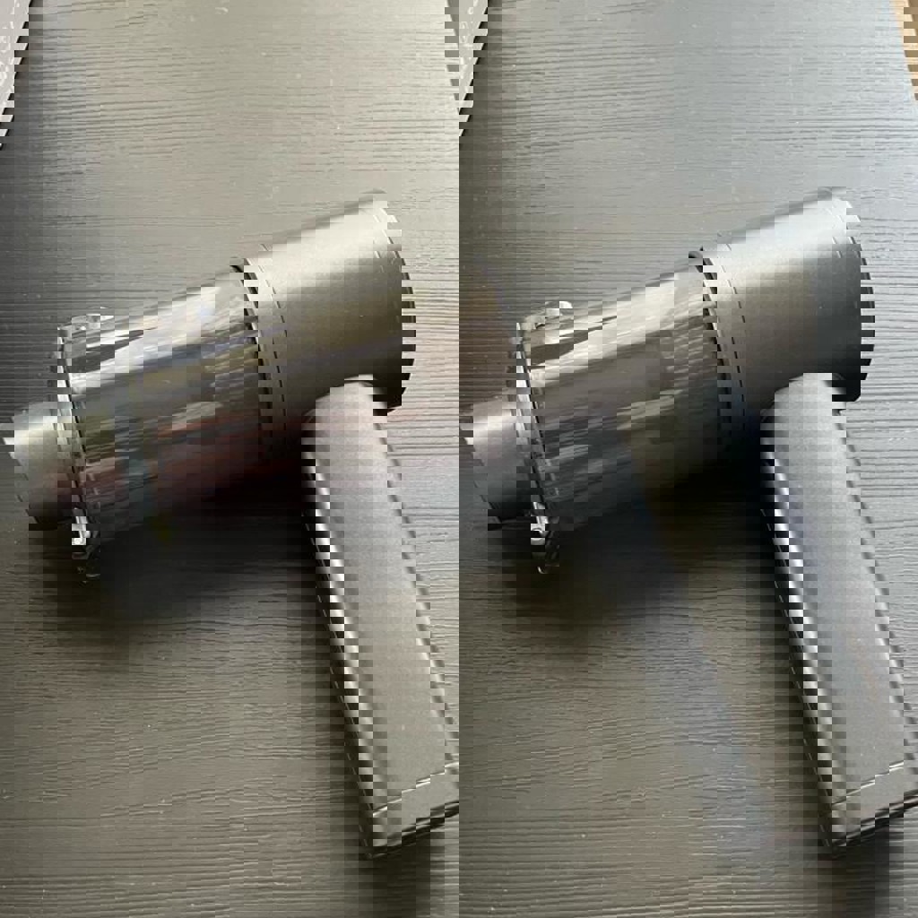 Портативный пылесос для техники