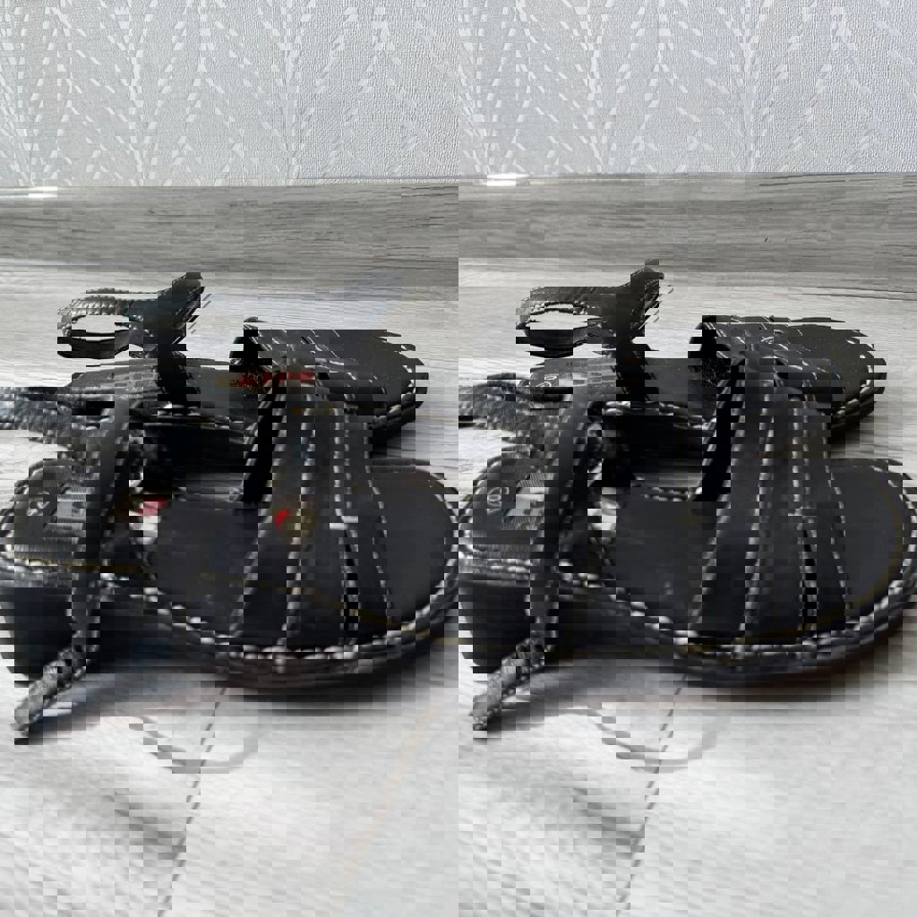 Женские босоножки