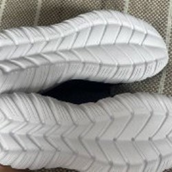 Кроссовки - фото 8