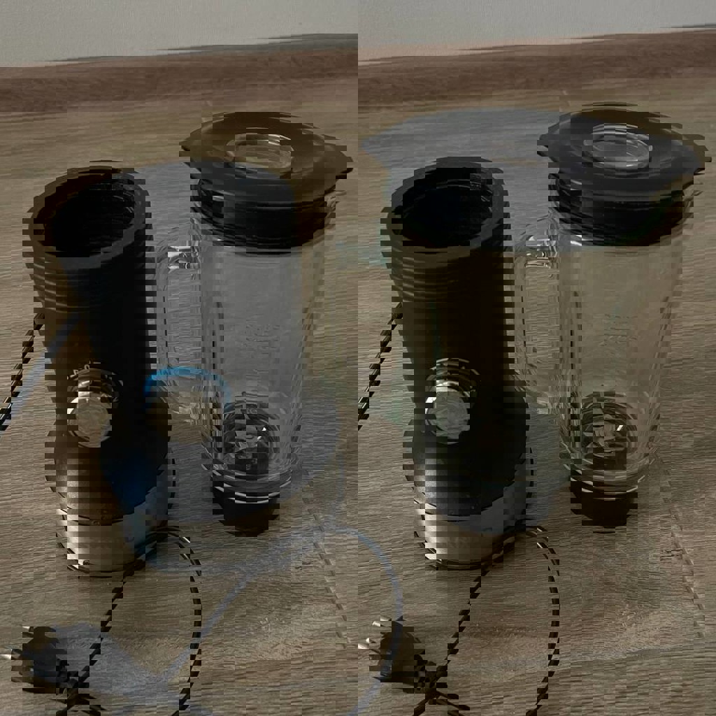 Блендер с большой чашей