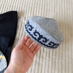 Женская жилетка с казахским национальным орнаментом - фото 5