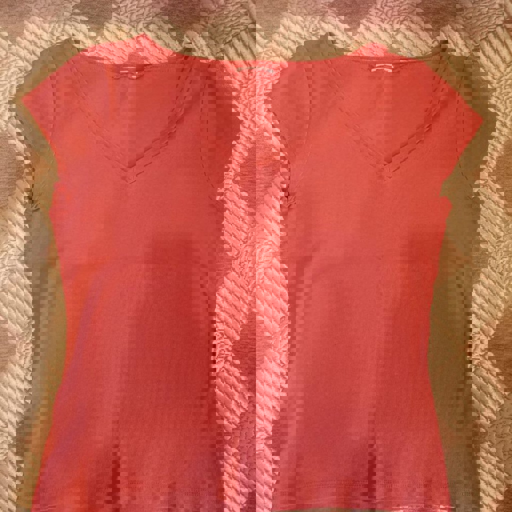 Футболка с бабочкой