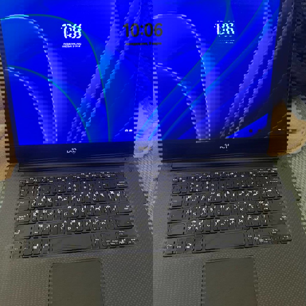 Ноутбук DELL NVIDIA