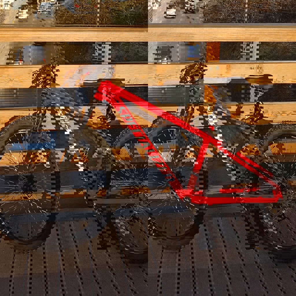 Велосипед SPECIALIZED Rockhopper 27.5