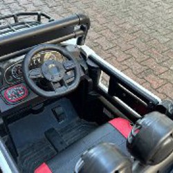 Машина на аккумуляторе - фото 2