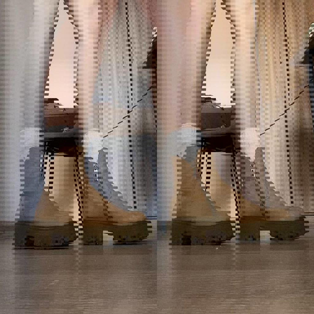 Демисезонные ботинки