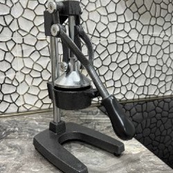 Мужские джинсы - фото 1