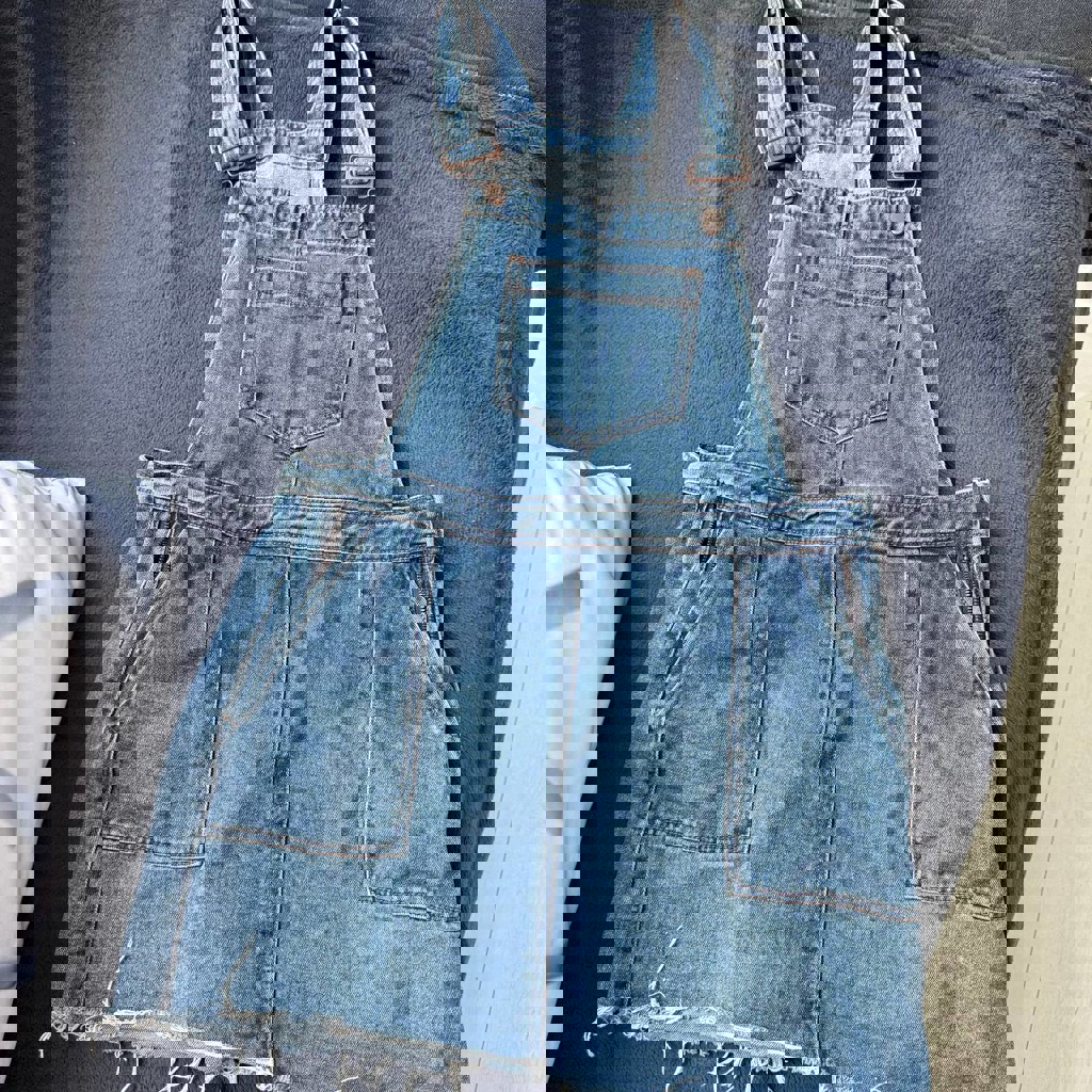 Комбинезон джинсовый