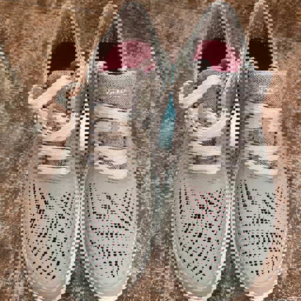 Женская обувь Crocs