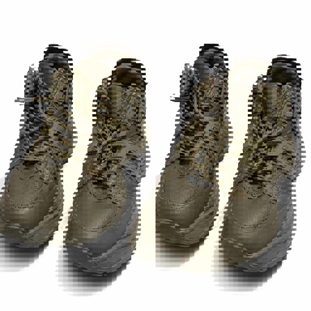 Кроссовки Guess