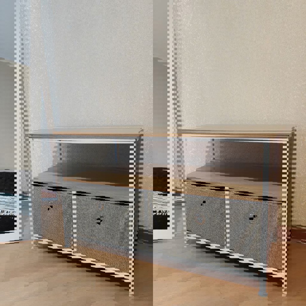 Тумбочка с мягкими ящиками