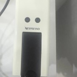 Кофе машина Nespresso - фото 3