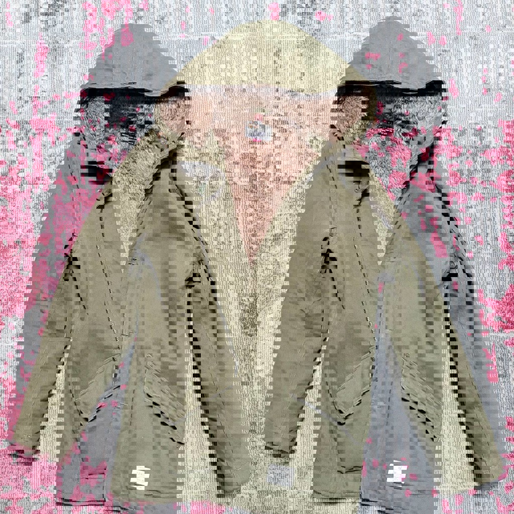 Парка Alpha Industries