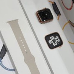 Apple Watch Series SE 41mm Gold Alu Starlight Sp Band GPS - фото 3