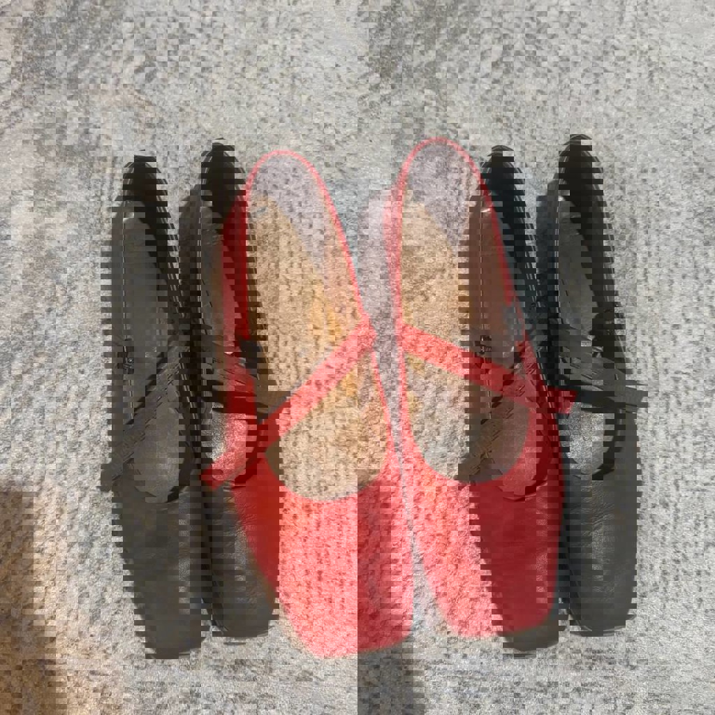 Кроссовки Zara