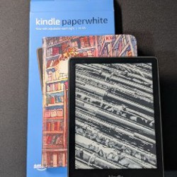 Kindle Paperwhite 11th Gen - фото 1
