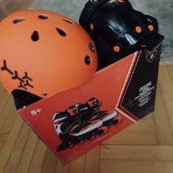 Роликовые коньки с комплектом - фото 8