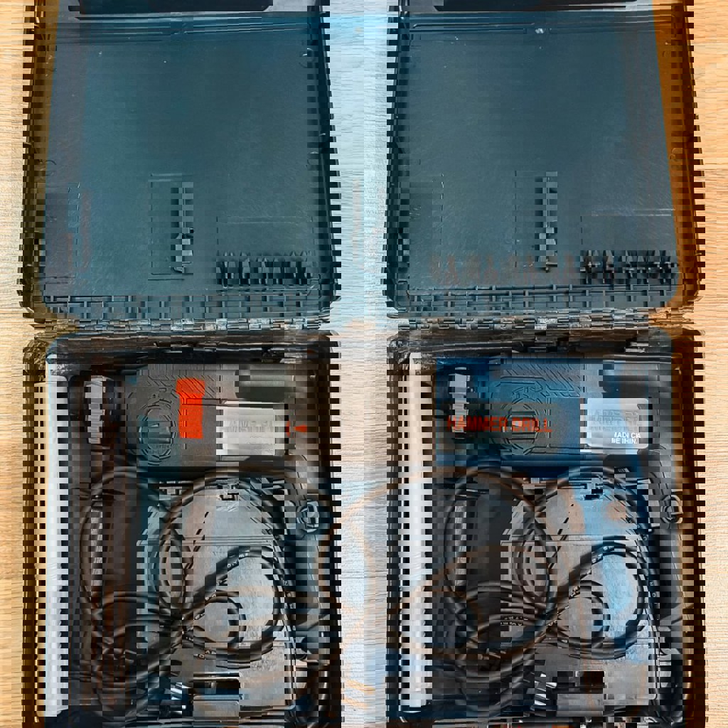 Перфоратор/дрель